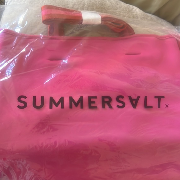 Beach tote NWT - Picture 7 of 8